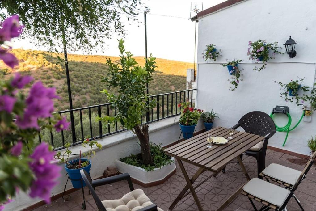 Villa Casa Centrica Con Vistas A La Sierra Hornachuelos Exterior foto